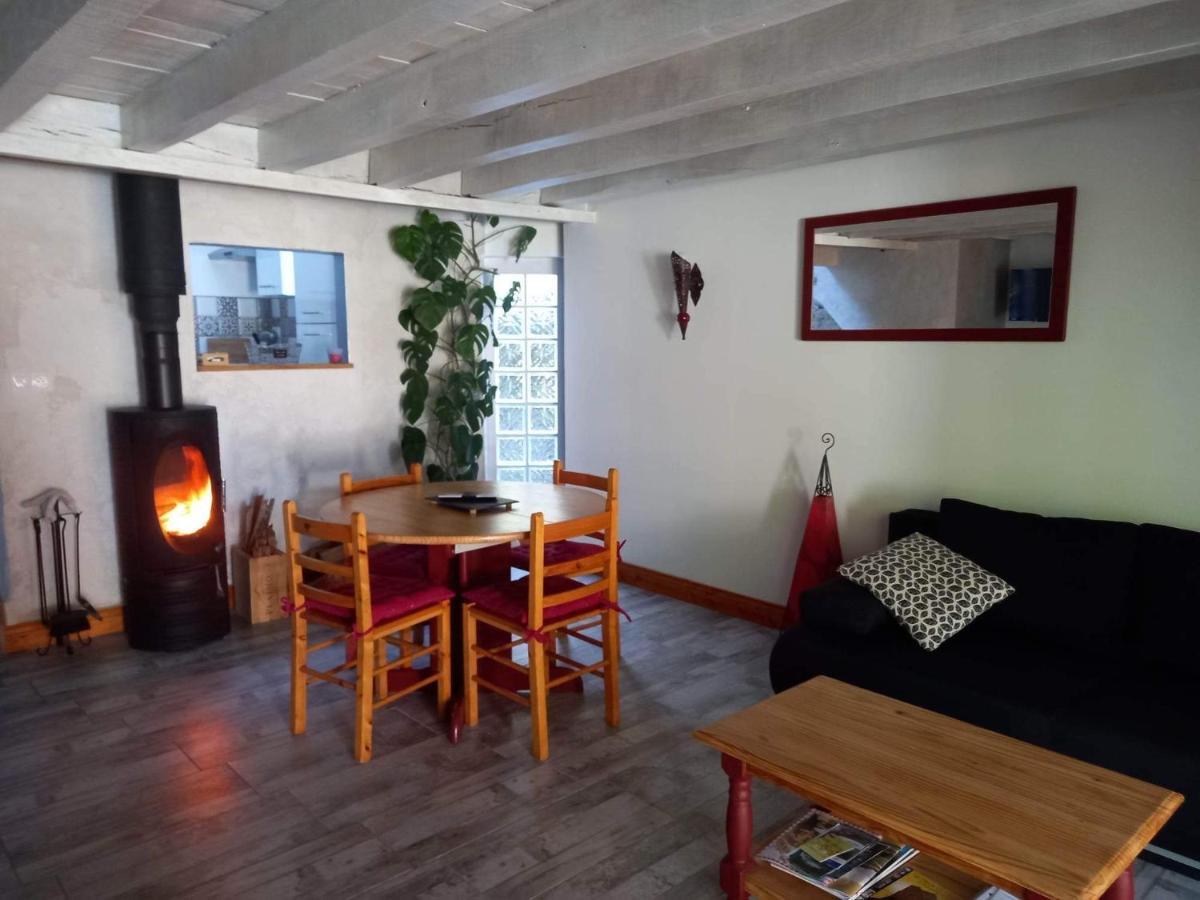 Gîte, jacuzzi&vin au grenier de Madiran Extérieur photo