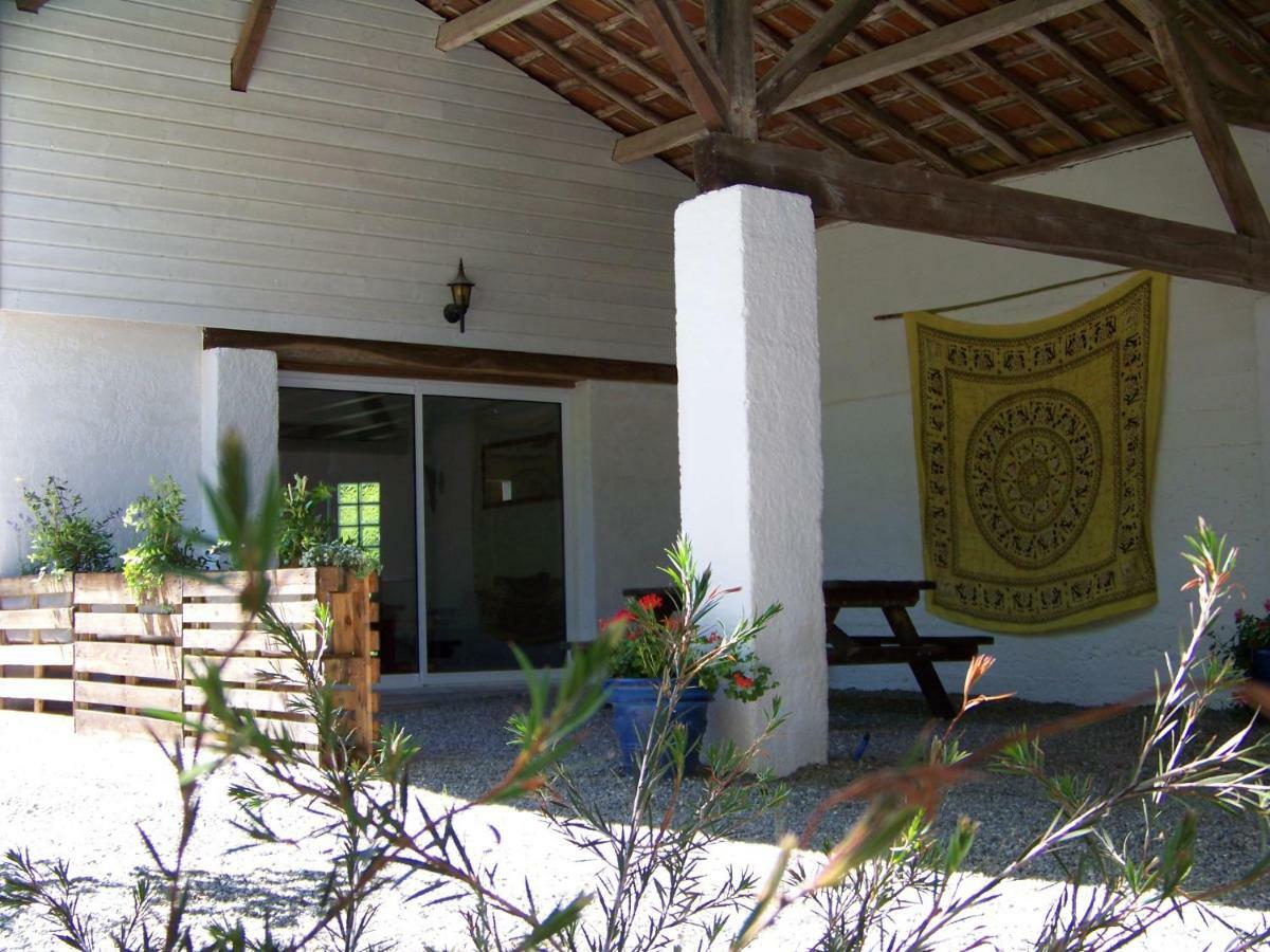 Gîte, jacuzzi&vin au grenier de Madiran Extérieur photo
